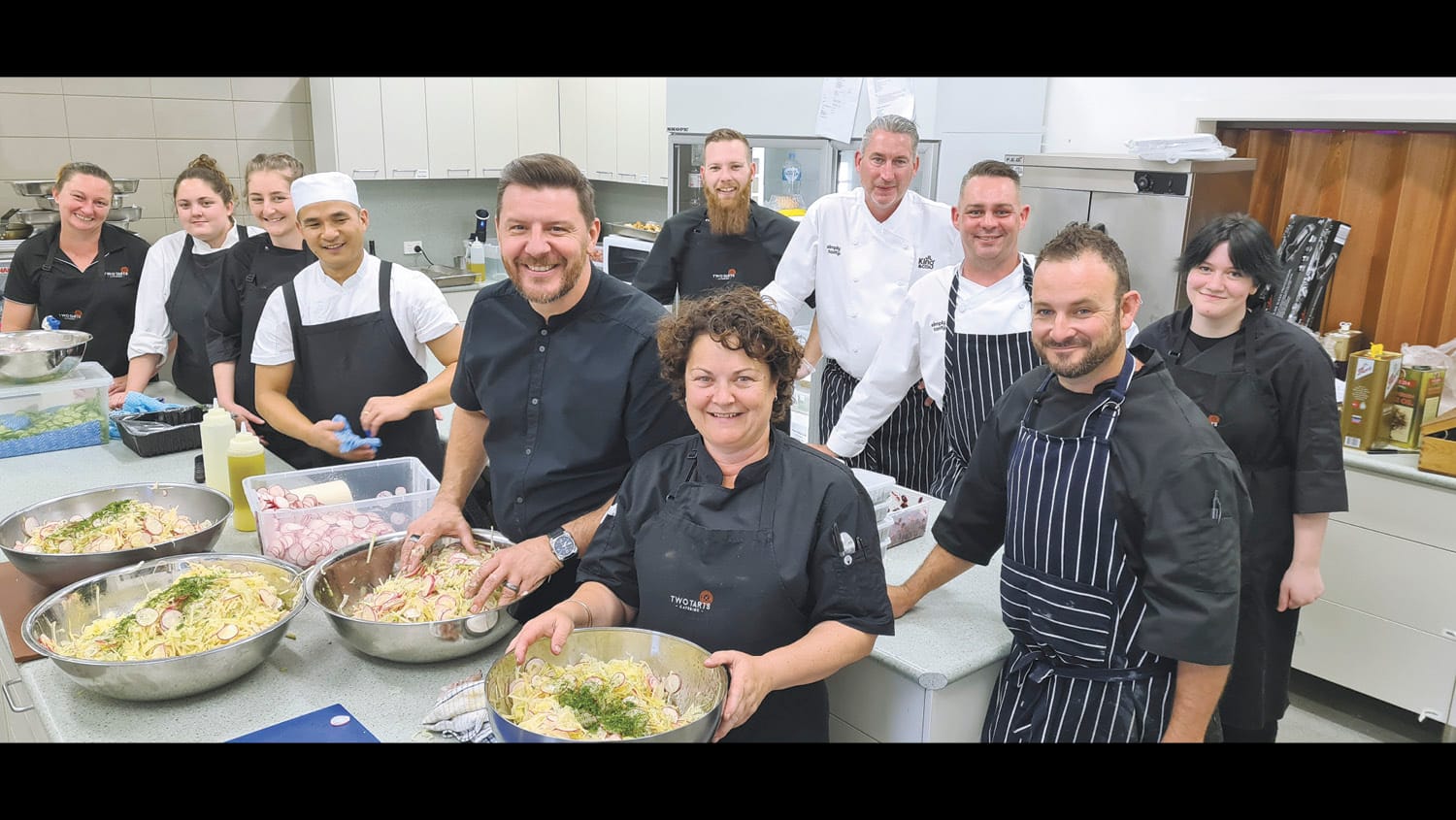 Gala Dinner Brings Celebrities